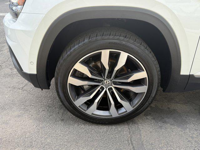 used 2019 Volkswagen Atlas car, priced at $29,290