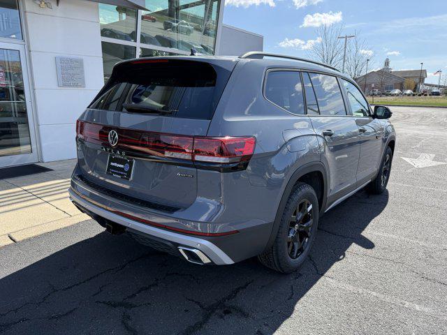 new 2025 Volkswagen Atlas car, priced at $46,332