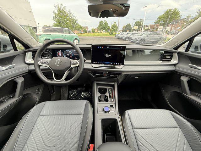 new 2025 Volkswagen Tiguan car, priced at $35,284