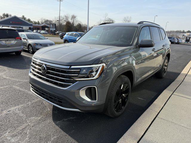 new 2025 Volkswagen Atlas car, priced at $44,598