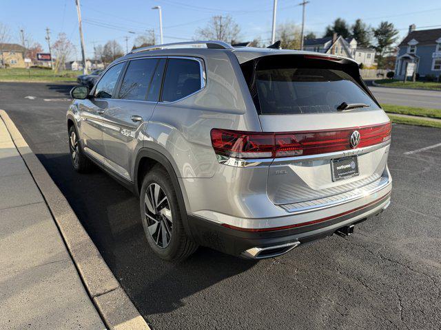 new 2025 Volkswagen Atlas car, priced at $46,717