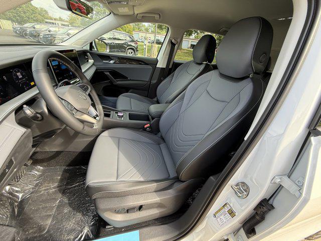 new 2025 Volkswagen Tiguan car, priced at $34,238