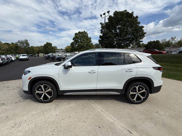 new 2025 Volkswagen Tiguan car, priced at $34,238