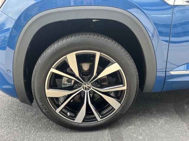 used 2025 Volkswagen Atlas Cross Sport car, priced at $48,889