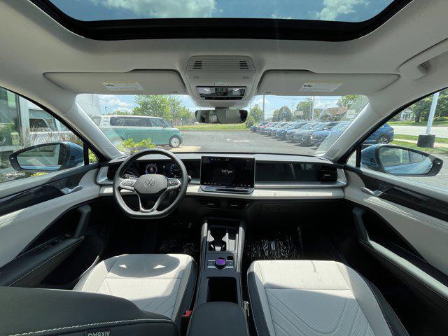 new 2025 Volkswagen Tiguan car, priced at $35,721