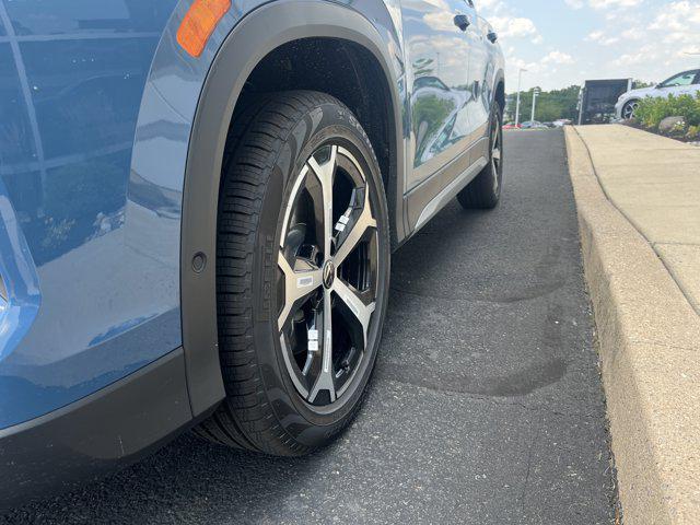 new 2025 Volkswagen Tiguan car, priced at $35,721
