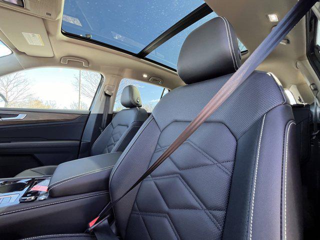 new 2025 Volkswagen Atlas car, priced at $44,462