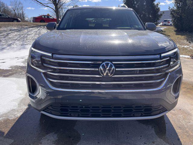 new 2025 Volkswagen Atlas car, priced at $44,462