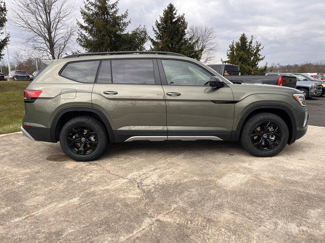 new 2025 Volkswagen Atlas car, priced at $45,806