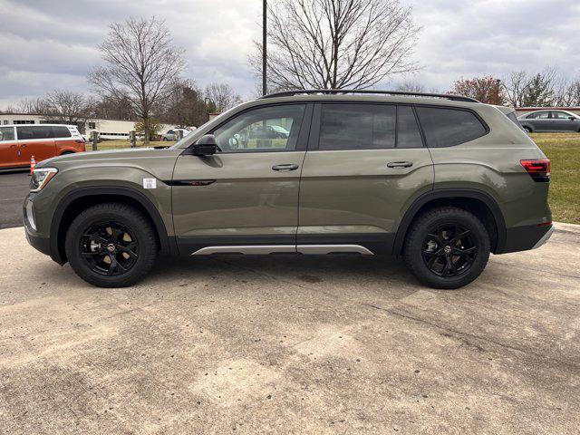 new 2025 Volkswagen Atlas car, priced at $45,806