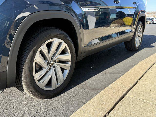 used 2021 Volkswagen Atlas Cross Sport car, priced at $25,990