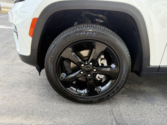 used 2023 Jeep Grand Cherokee car, priced at $36,990