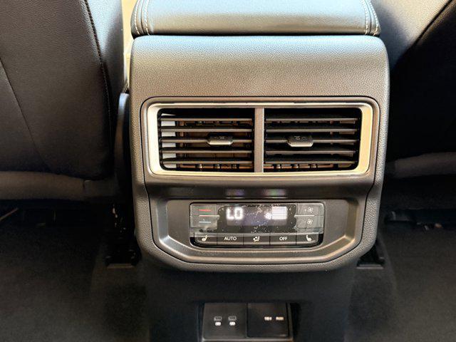 new 2026 Volkswagen Atlas car, priced at $51,952