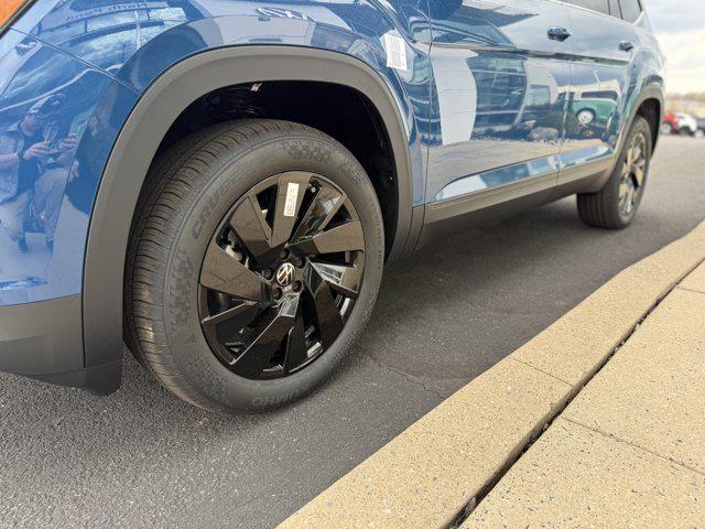 new 2025 Volkswagen Atlas car, priced at $45,064