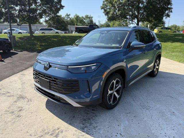 new 2025 Volkswagen Tiguan car, priced at $35,523