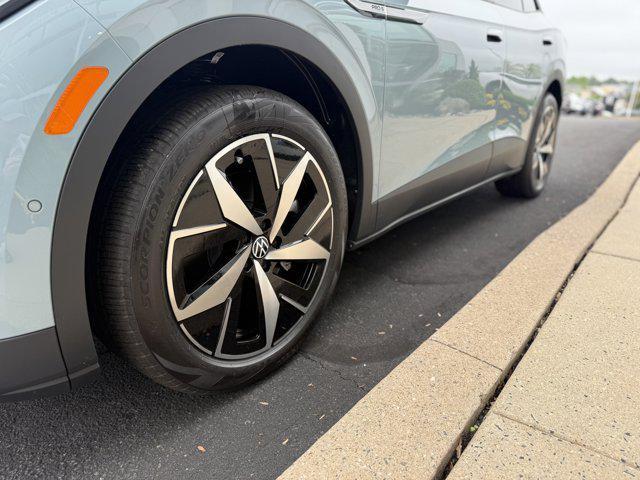 new 2025 Volkswagen ID.4 car, priced at $45,740