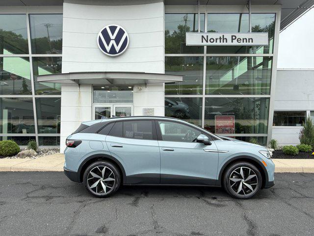 new 2025 Volkswagen ID.4 car, priced at $45,740