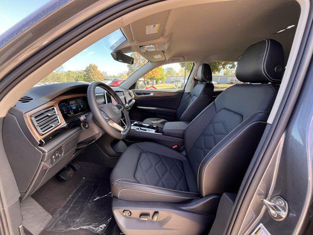 new 2024 Volkswagen Atlas car, priced at $43,515