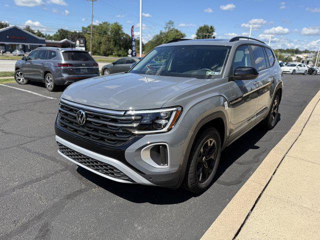 new 2026 Volkswagen Atlas car, priced at $49,012