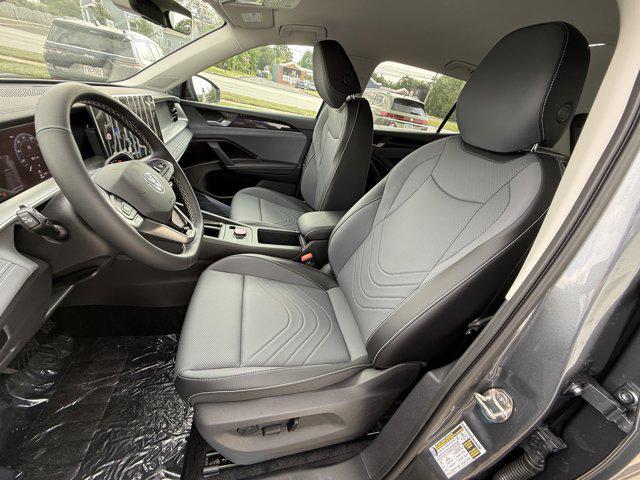 new 2025 Volkswagen Tiguan car, priced at $34,137