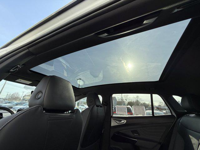 new 2025 Volkswagen ID.4 car, priced at $58,373
