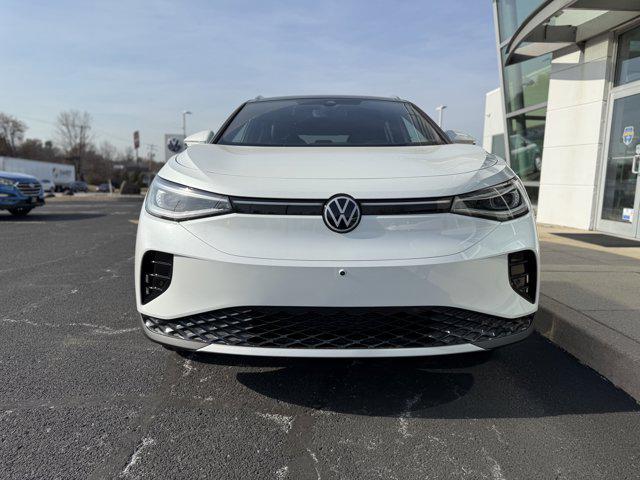 new 2025 Volkswagen ID.4 car, priced at $58,373