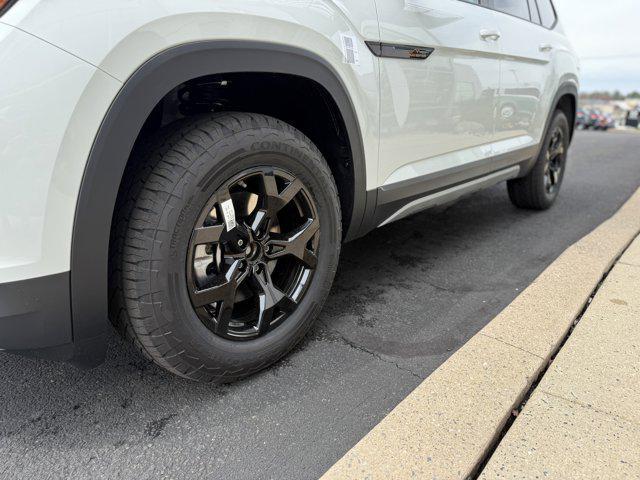 new 2025 Volkswagen Atlas car, priced at $45,049