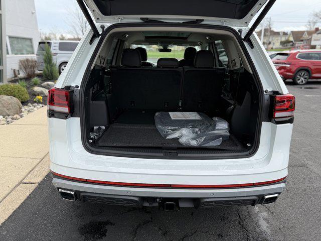 new 2025 Volkswagen Atlas car, priced at $45,049