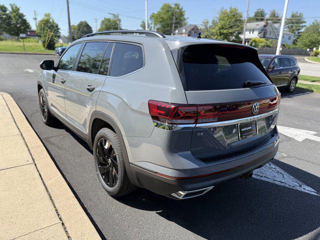 new 2025 Volkswagen Atlas car, priced at $42,960