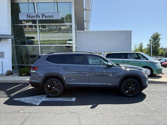 new 2025 Volkswagen Atlas car, priced at $42,960