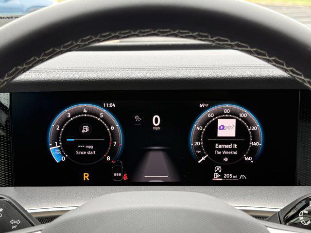 new 2025 Volkswagen Tiguan car, priced at $33,011