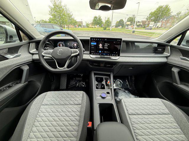 new 2025 Volkswagen Tiguan car, priced at $33,011