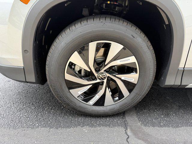 new 2025 Volkswagen Tiguan car, priced at $33,011