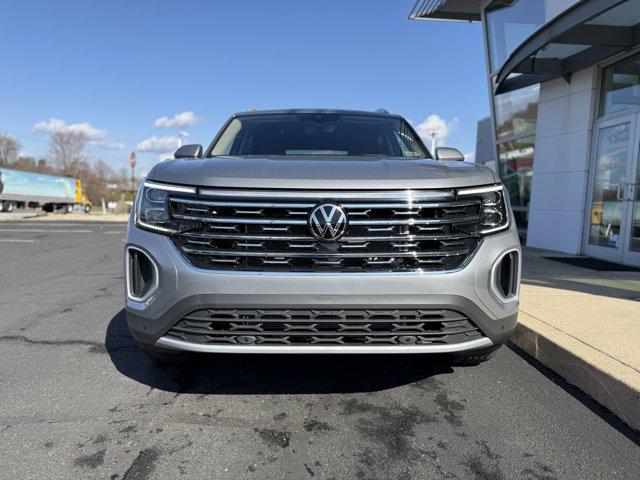 new 2025 Volkswagen Atlas car, priced at $47,315