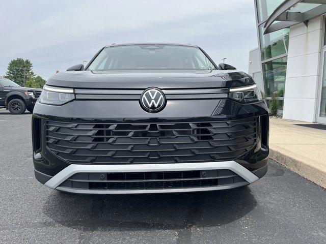 new 2025 Volkswagen Tiguan car, priced at $36,826