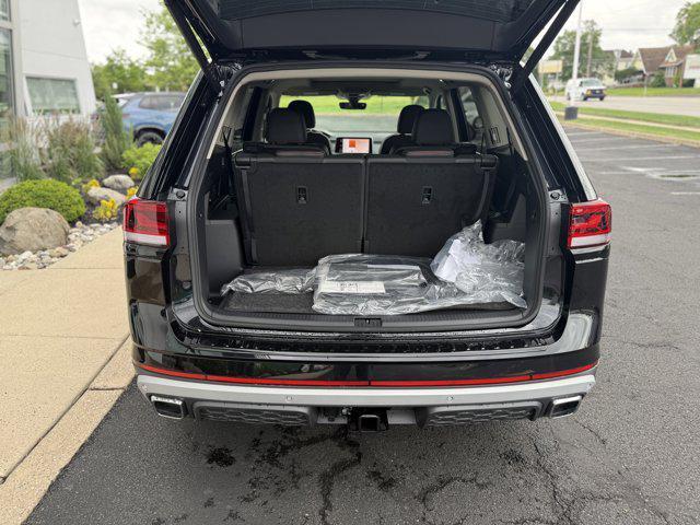 new 2025 Volkswagen Atlas car, priced at $49,771