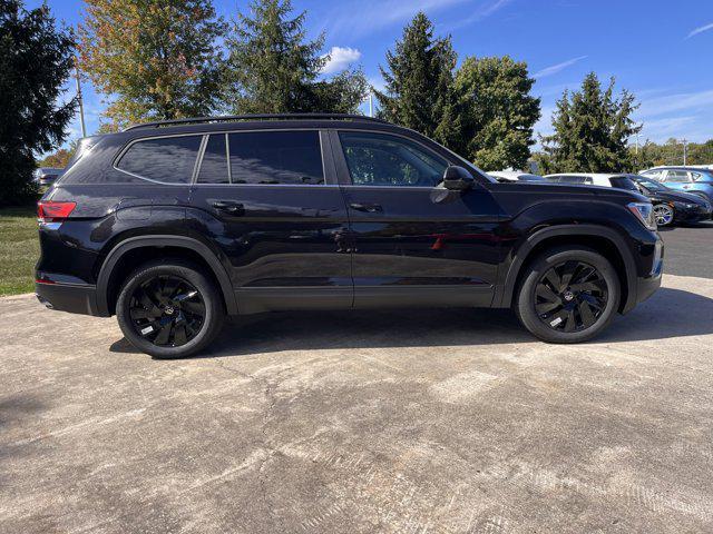 new 2024 Volkswagen Atlas car, priced at $43,912