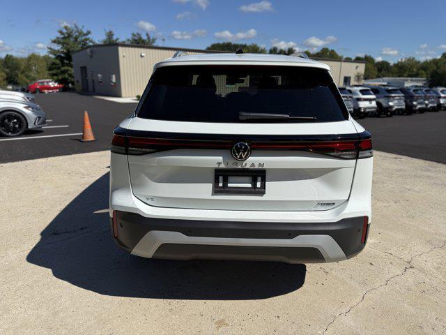 new 2025 Volkswagen Tiguan car, priced at $34,228