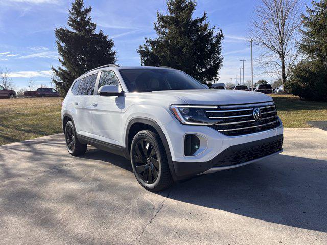 new 2025 Volkswagen Atlas car, priced at $48,817