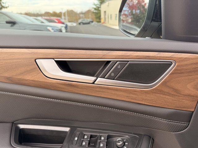 new 2026 Volkswagen Atlas car, priced at $48,915