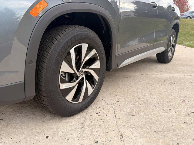 new 2026 Volkswagen Tiguan car, priced at $33,380