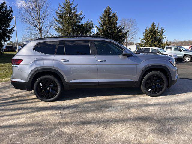 new 2025 Volkswagen Atlas car, priced at $45,250