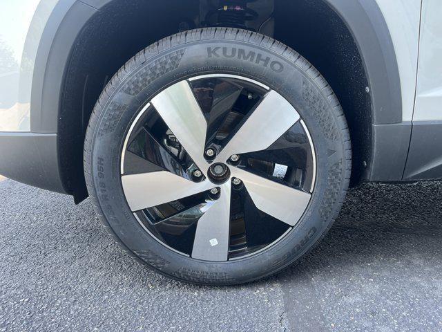 new 2025 Volkswagen Taos car, priced at $28,130