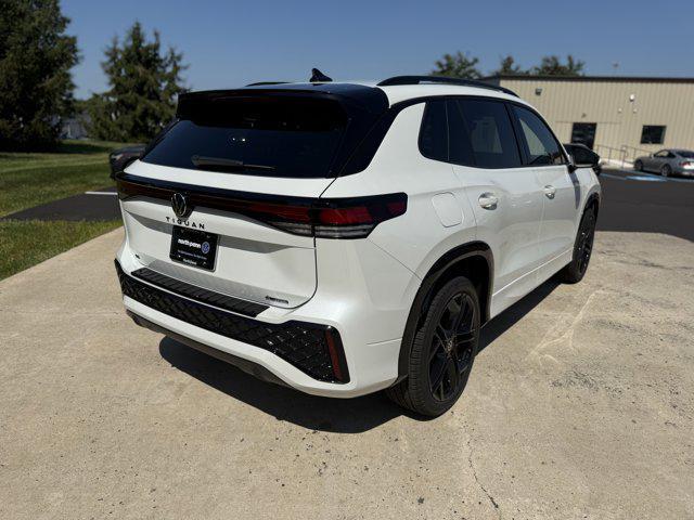 new 2025 Volkswagen Tiguan car, priced at $37,874