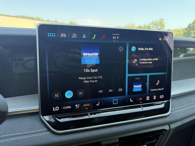 new 2025 Volkswagen Tiguan car, priced at $37,874