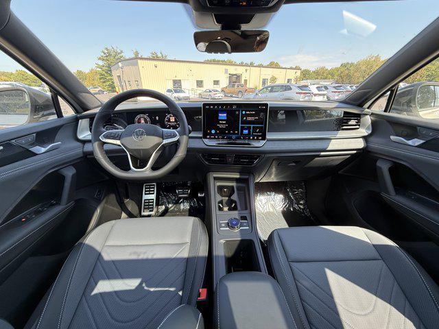new 2025 Volkswagen Tiguan car, priced at $37,874