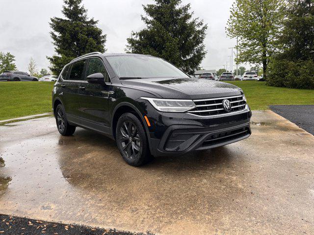 new 2024 Volkswagen Tiguan car, priced at $33,064