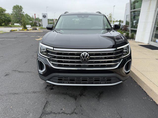 new 2025 Volkswagen Atlas car, priced at $43,443