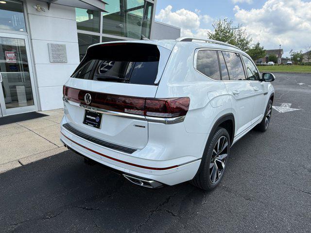 new 2025 Volkswagen Atlas car, priced at $53,666