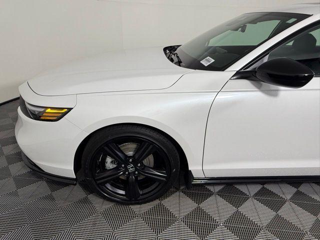 new 2025 Honda Accord Hybrid car, priced at $37,025